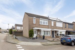 House for sale Begoniastraat 1 Bocholtz