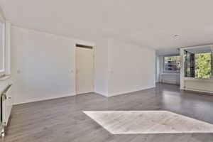 Apartment for sale Heugemerweg 20 B Maastricht