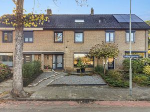 House for sale Lienaertsstraat 152 Geleen