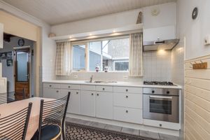 House for sale Gouverneur Ruijs De Beerenbroucklaan 12 Holtum