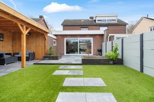 House for sale Bettinumstraat 66 Buchten