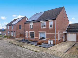 House for sale Aquamarijnhof 36 Heerlen