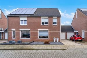 House for sale Aquamarijnhof 36 Heerlen