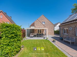 House for sale Hagedorenstraat 1a Maaseik