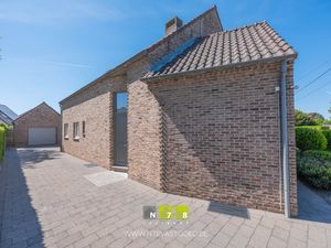 House for sale Hagedorenstraat 1a Maaseik