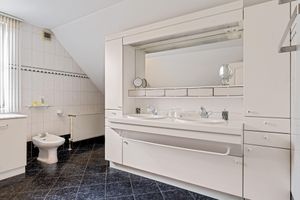 House for sale Halewijnstraat 8 Geleen