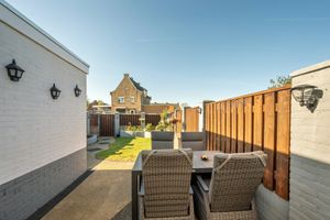 House for sale Oude Heerweg 61 Velden
