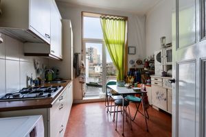 Woonhuis te koop Burg. De Hesselleplein 9 Heerlen