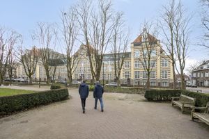 Woonhuis te koop Burg. De Hesselleplein 9 Heerlen
