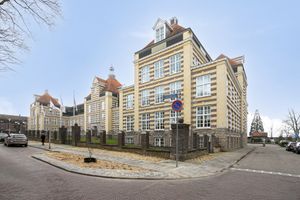 Woonhuis te koop Burg. De Hesselleplein 9 Heerlen