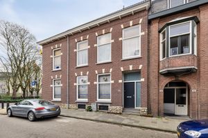 Woonhuis te koop Burg. De Hesselleplein 9 Heerlen