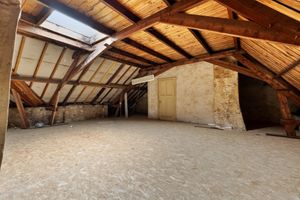 Woonhuis te koop Burg. De Hesselleplein 9 Heerlen