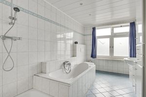 House for sale Helmondseweg 3 Weert