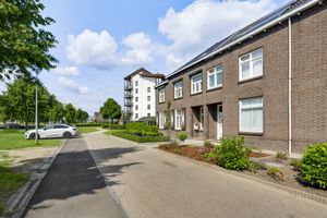 House for sale Helmondseweg 3 Weert