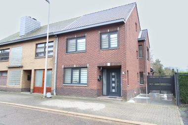 Aangeboden door Jemar & Co