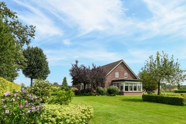 Offered by Aelmans Rentmeesters & Makelaarskantoor Baexem Offered by Aelmans Rentmeesters & Makelaarskantoor Baexem