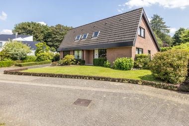 Aangeboden door Leenen Vastgoed