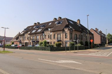 Aangeboden door Jemar & Co