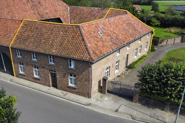 Aangeboden door Aelmans Woningmakelaars BV