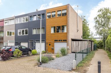 Aangeboden door Leenen Vastgoed