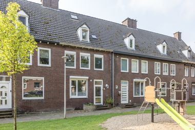 Aangeboden door Leenen Vastgoed