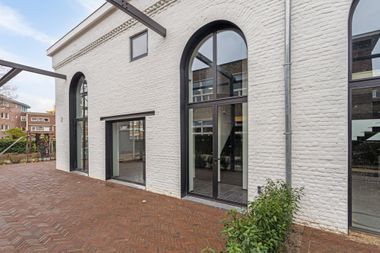 Aangeboden door Pro Housing Exclusive Real Estate Aangeboden door Pro Housing Exclusive Real Estate