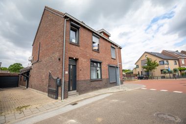 Offered by Boek & Offermans Makelaars Heerlen
