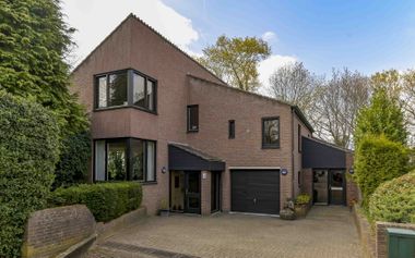 Offered by Makelaarskantoor Paul Schreinemachers