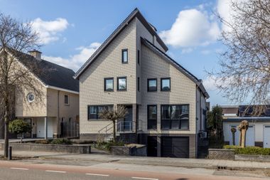 Aangeboden door Aelmans Woningmakelaars BV
