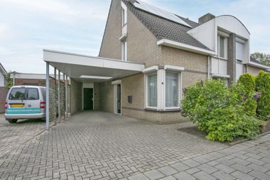 Aangeboden door Laenen Makelaardij