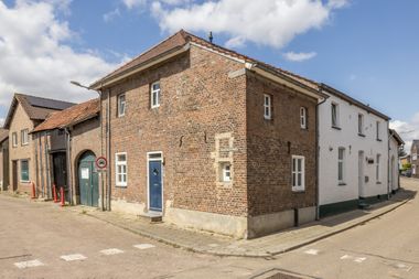 Aangeboden door Aelmans Woningmakelaars BV