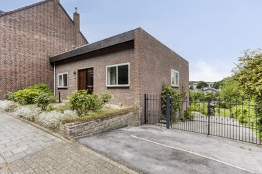 Aangeboden door Boek & Offermans Makelaars Heerlen