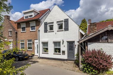 Offered by Aelmans Rentmeesters & Makelaarskantoor