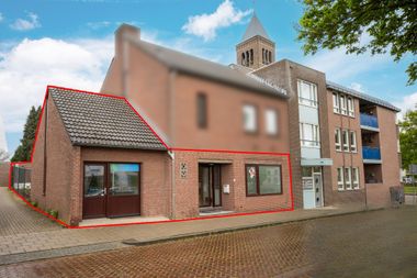 Aangeboden door Boek & Offermans Makelaars Heerlen